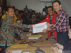 Begini Gaya Ahok-Djarot di Sesi Pemotretan untuk Pilgub DKI