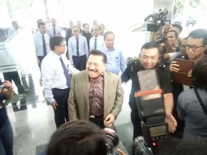 Mantan Kepala BIN Hendropriyono Ikut Tax Amnesty di Kantor Pajak Sudirman
