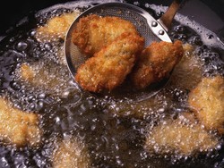 Bau Masakan Tertinggal di Ruangan? Lakukan 5 Cara Ini untuk Menghilangkannya