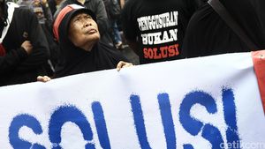 Demo Anti Ahok di KPUD DKI