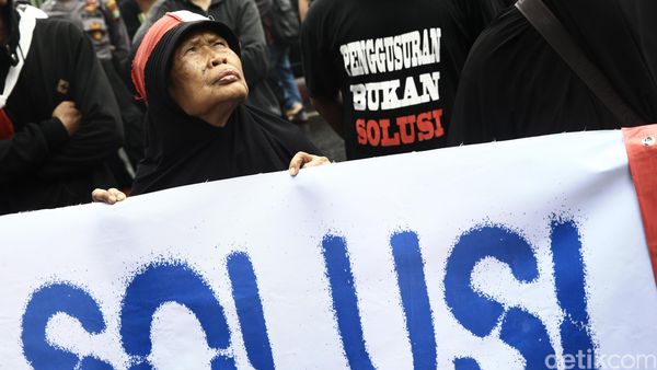 Demo Anti Ahok di KPUD DKI
