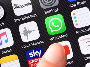 20 Aplikasi Penguras Baterai HP Android, Termasuk WhatsApp! 20 Aplikasi Penguras Baterai HP Android, Termasuk WhatsApp!
