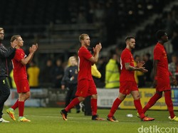 Semakin Pusing Pilih Pemain, Klopp Malah Makin Senang