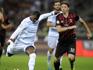 Milan Kalahkan Lazio 2-0
