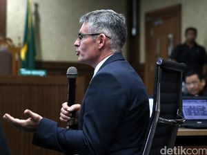 Michael Robertson Saksi Ahli Jessica Sudah 20 Tahun dalam Toksikologi Forensik Michael Robertson Saksi Ahli Jessica Sudah 20 Tahun dalam Toksikologi Forensik