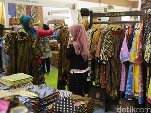 Pameran Fashion & Craft di JCC Senayan
