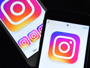 Fitur Baru Instagram, Kini Komen di Story Teman Kamu Bisa Dilihat! Fitur Baru Instagram, Kini Komen di Story Teman Kamu Bisa Dilihat!