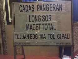 Jalur Sumedang-Bandung Lumpuh Akibat Longsor, Ada 3 Orang Meninggal Dunia