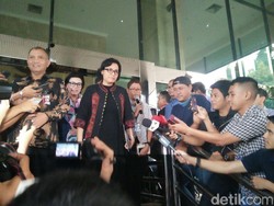 2 Jam di KPK, Sri Mulyani Lapor Harta dan Serah Terima Gedung