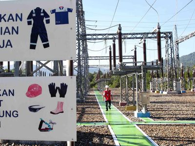 Melihat Gardu Induk Boroko, Sulut