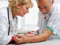 Agar Terhindar dari Kanker Prostat, Pria Sebaiknya Rajin Minum Teh Hijau dan Makan Ikan