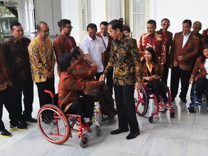 Presiden Jokowi Sambut Atlet Peraih Perunggu Paralympic di Istana
