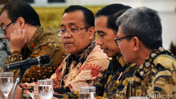 Jokowi Undang 22 Pakar Hukum ke Istana
