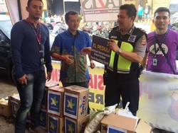 Di Posko Siaga Garut Juga Ada Telepon Gratis XL