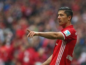 Lewandowski Tak Mau Buru-Buru Teken Kontrak Baru