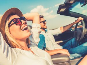 Romantis! Dari Sahabat Jadi Cinta Karena Liburan