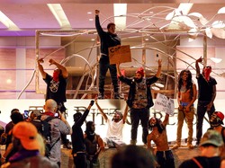 Kerusuhan Terus Berlanjut, Gubernur North Carolina Tetapkan Keadaan Darurat