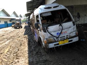 Banjir Bandang Garut Makan Korban, Menteri LHK Tak Pungkiri Ada Illegal Logging
