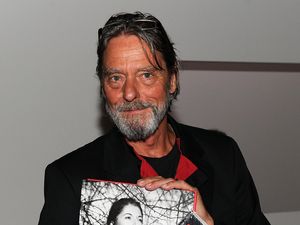 Perseteruan Seniman Fenomenal Marina Abramovic dan Ulay Masih Berlanjut Perseteruan Seniman Fenomenal Marina Abramovic dan Ulay Masih Berlanjut