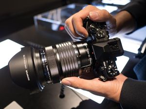 Teknologi Penting di Kamera Mirrorless