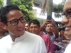 Usai Salat Jumat, Sandiaga Uno Mohon Doa ke Jemaah untuk Ikut Pilgub DKI