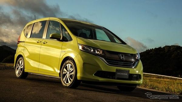 Honda Segarkan Wajah Freed