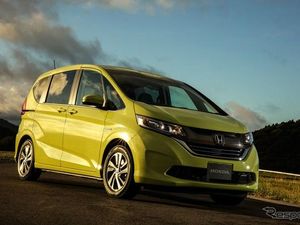 Harga Honda Freed Baru Rp 400 Juta? Harga Honda Freed Baru Rp 400 Juta?
