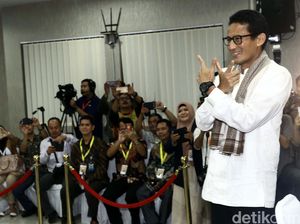 Sandiaga akan Diangkat Jadi Profesor, Pengundian Nomor Urut Diminta On Time