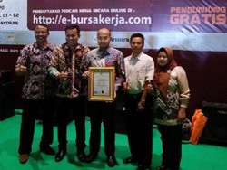 Disnakertrans Pangkalpinang Raih ISO karena Aktif Gelar Job Fair