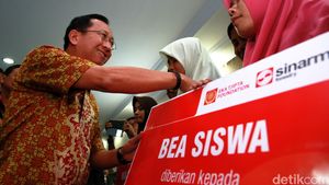 Beasiswa Bagi Keluarga Praka Anumerta Wahyudi