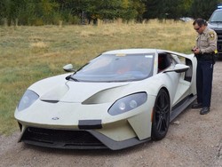 Uji Ford GT Sambil Kebut-kebutan, Pengemudinya Ditilang