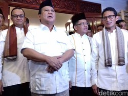 Anies Baswedan dan Sandiaga, Dulu Seteru Kini Bersatu