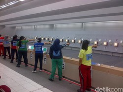 Tangis Haru Rarun Octafin Usai Raih Emas 10 M Air Pistol Women