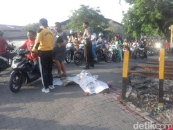 Seorang Pejalan Kaki Tewas Tertabrak Kereta Usai Belanja