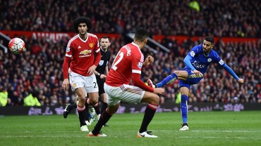 Umpan-Umpan Pendek yang Membawa MU Ungguli The Foxes