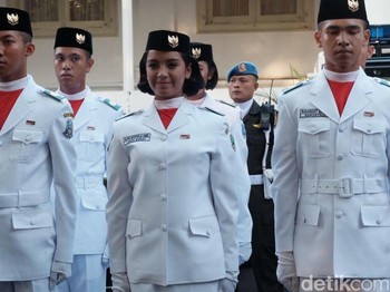Sulitnya Menjadi Merah-Putih