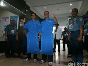 Anies-Sandiaga Pilih Cara Jokowi untuk Lakukan Relokasi