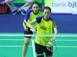 Fitriani dan Annisa/Melati Raih Kemenangan