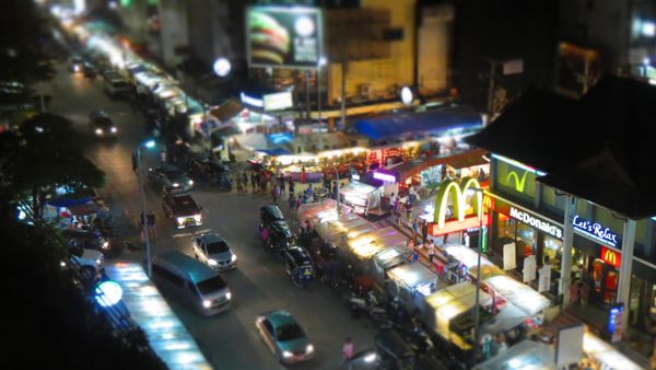 Ada Apa di Chiang Mai Night Market?