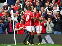 Manchester United Gulung Leicester City 4-1
