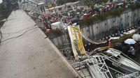 JPO di Pasar Minggu Ambruk
