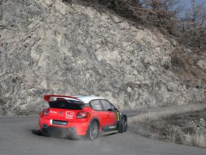 Mobil Reli Citroen yang Siap Bertanding di WRC 2017