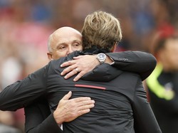 Kado Pahit di Hari Ulang Tahun Mike Phelan