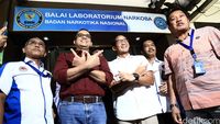 Anies-Sandi Jalani Tes Bebas Narkoba