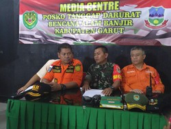 Cuaca Buruk, Pencarian Korban Banjir Garut Dihentikan Lebih Cepat