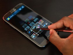Galaxy Note 2 Ditemukan Berasap di Dalam Penerbangan