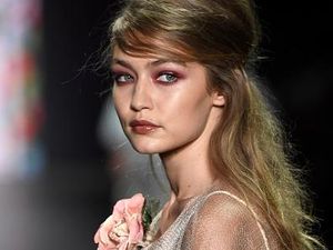 Makeup Artist Anna Sui Ungkap Tren Makeup Terkini Makeup Artist Anna Sui Ungkap Tren Makeup Terkini