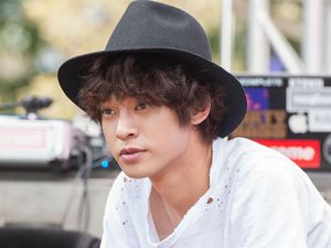 Terjerat Skandal Pornografi Seungri, JJY Didepak dari Program TV Terjerat Skandal Pornografi Seungri, JJY Didepak dari Program TV