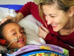 Penuh Haru, Kisah Dena Mendapat Donor Ginjal untuk Putrinya