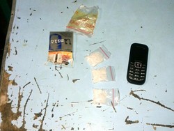 Panik Hadapi Polisi, Pemotor Ini Kedapatan Sembunyikan Sabu Didalam Jaket